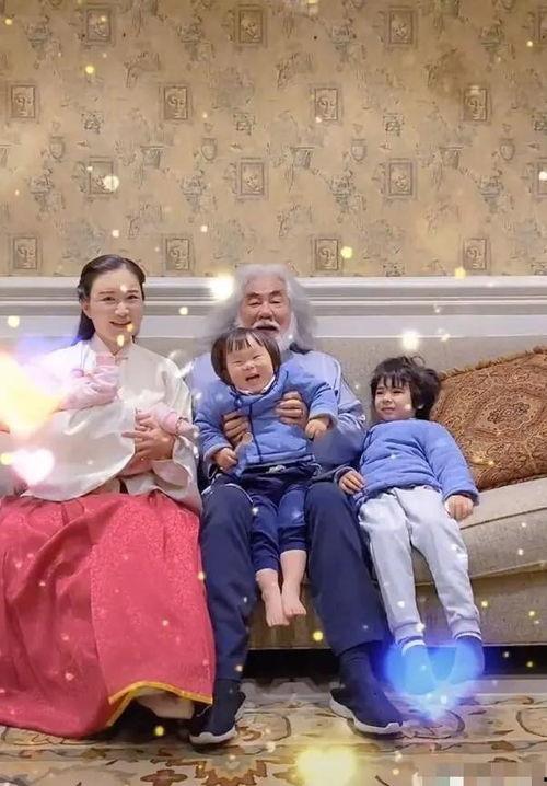 吃瓜群众幸福生活视频,揭秘吃瓜群众幸福生活点滴