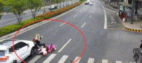 吃瓜群众出车祸了吗知乎,揭秘网络热议背后的惊人事实